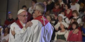 Pope Francis (L) with Rev. Martin Junge, General Secretary of LWF, inside of Lund Cathedral, Sweden, 31 October 2016. Pope Francis is visiting Malmo and Lund to participate in an ecumenical service and the beginning of a year of activities to mark the joint Lutheran-Catholic commemoration of the 500th anniversary of the Reformation. ANSA / OSSERVATORE ROMANO +++ ANSA PROVIDES ACCESS TO THIS HANDOUT PHOTO TO BE USED SOLELY TO ILLUSTRATE NEWS REPORTING OR COMMENTARY ON THE FACTS OR EVENTS DEPICTED IN THIS IMAGE; NO ARCHIVING; NO LICENSING +++